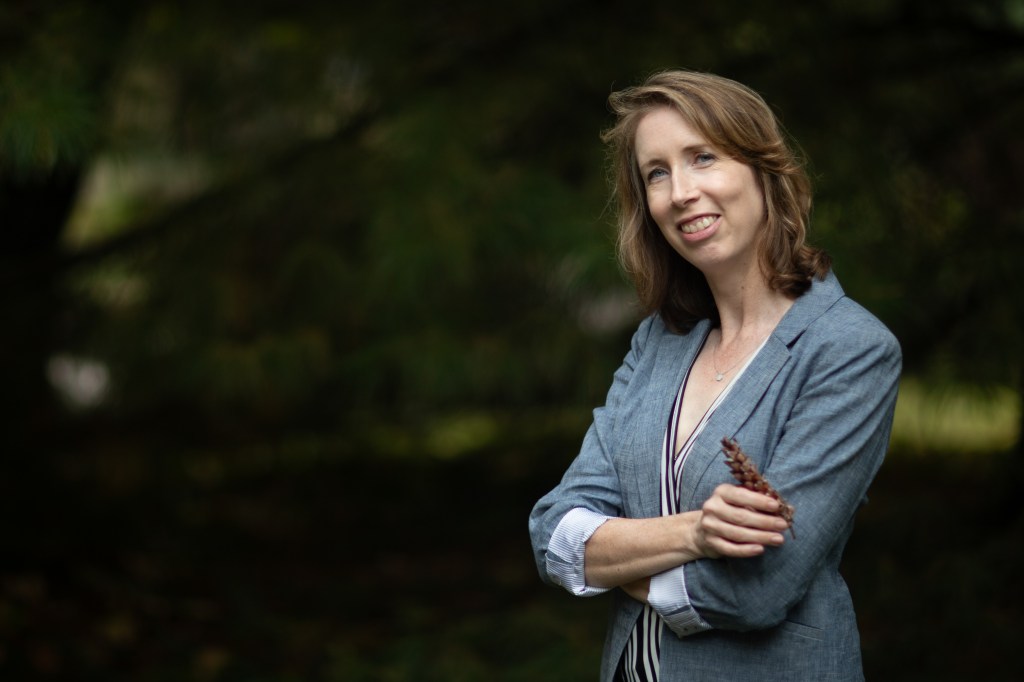 A photo portrait of Suzannah Evans Comfort.